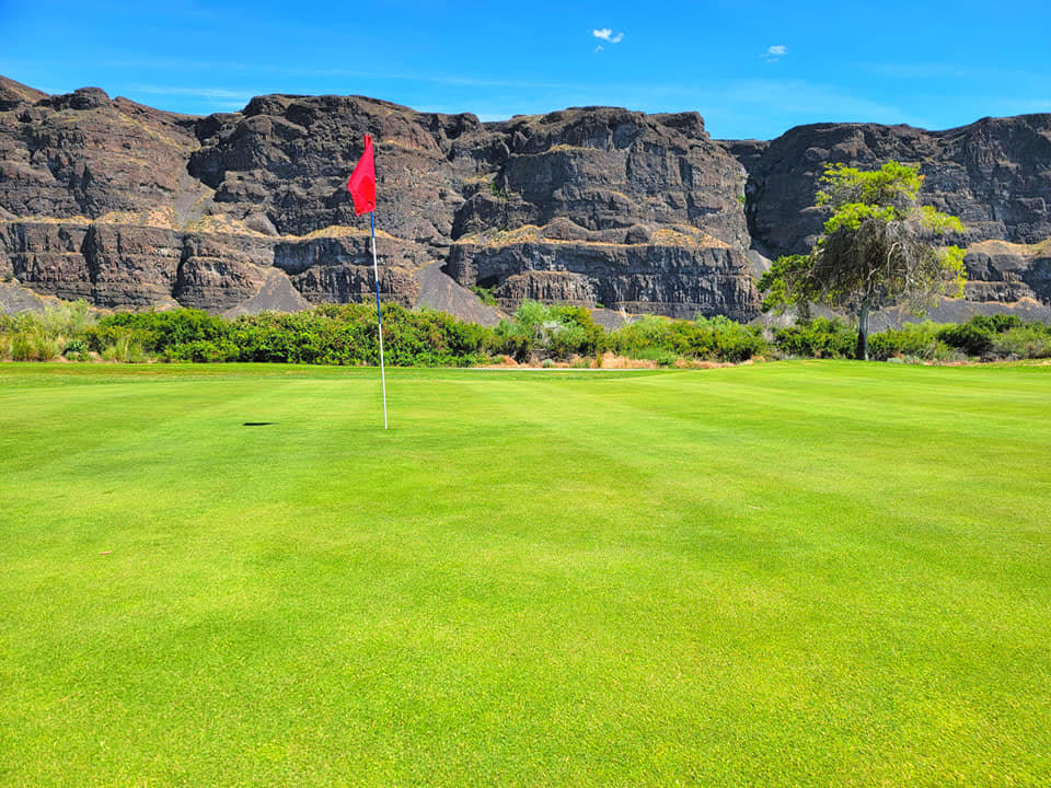 Crescent Bar golf course photo 3