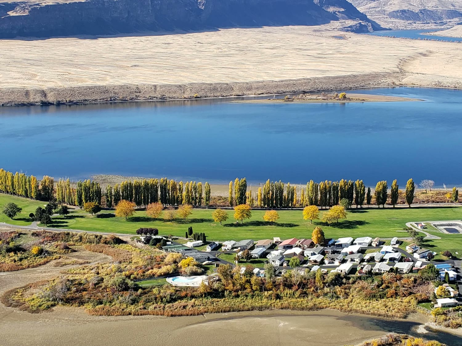 Crescent Bar golf course photo 6