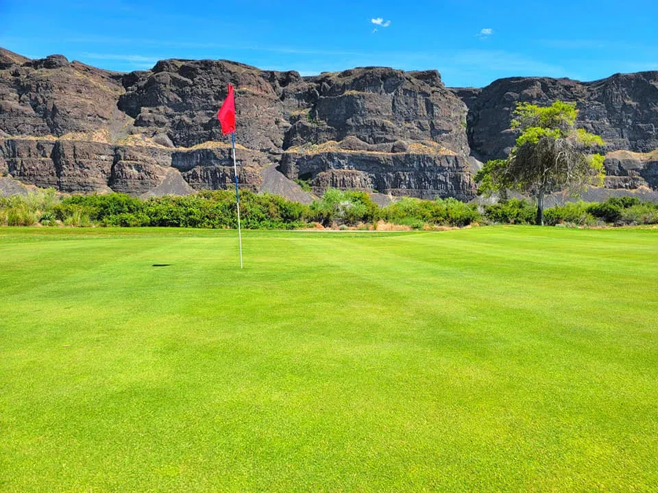 Golf Course photo 6