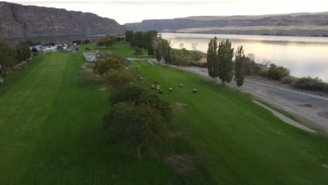 Crescent Bar golf course photo 12